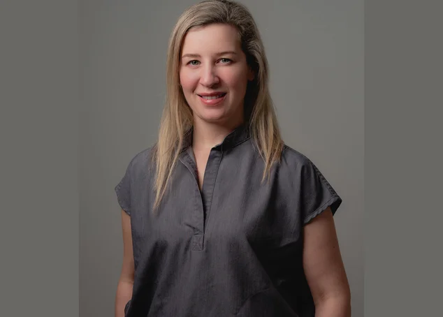 Dr Sarah Hughes Image Profile