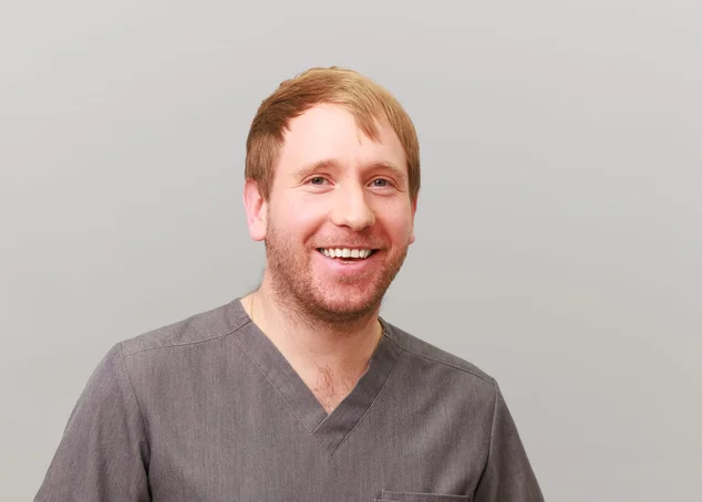 Dr Charlie Barnfield Image Profile