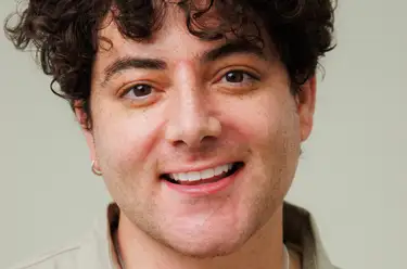 Underbite Problems – Causes & Treatments Image